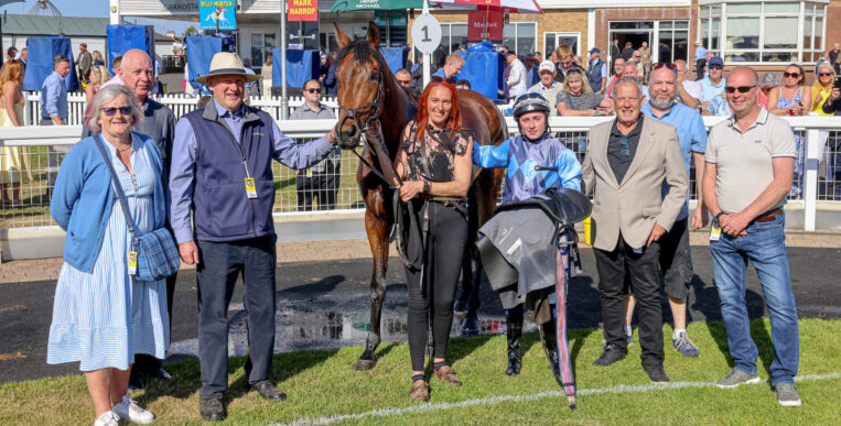 Explore Racing Image